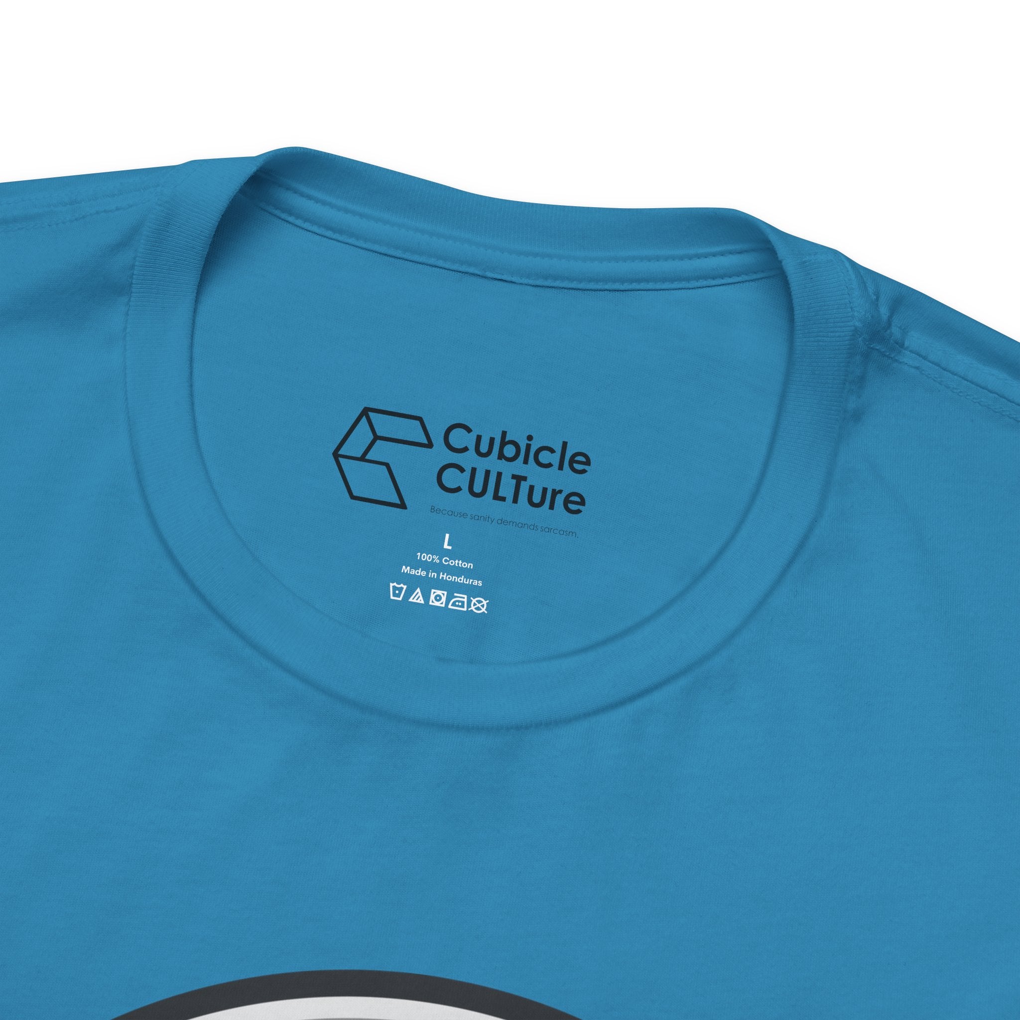 5 O’Clock Daily Goal T-Shirt – Dark Humor Office Survival Graphic Tee