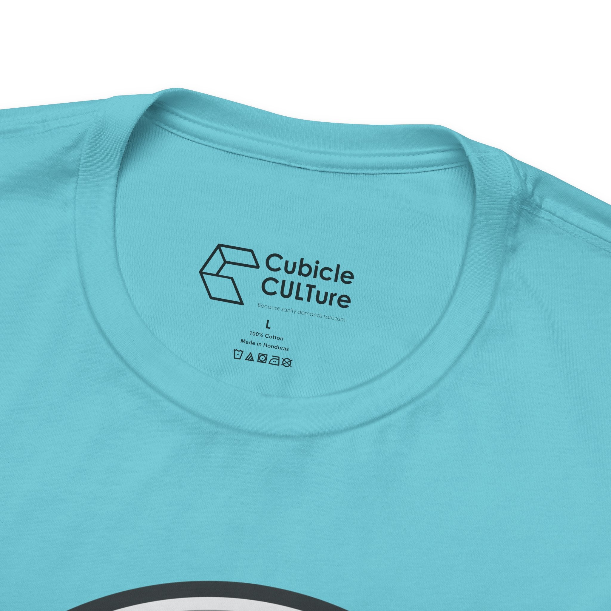 5 O’Clock Daily Goal T-Shirt – Dark Humor Office Survival Graphic Tee